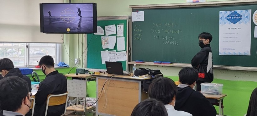 355ebf472752fc3454583e663366fbeb_1620018