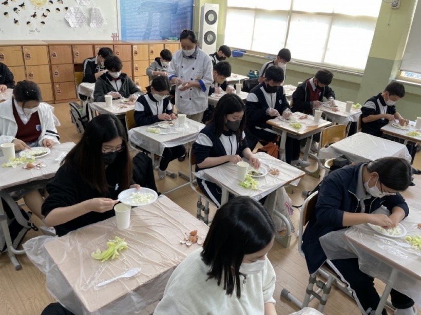 e5658d473582a820a5674071c557a86d_1636349