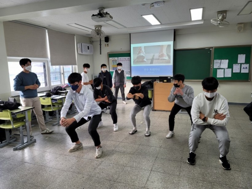 14fcda9f284edcb0cdb8a59354e41e9a_1638753