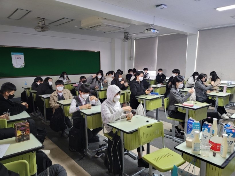 14fcda9f284edcb0cdb8a59354e41e9a_1638755