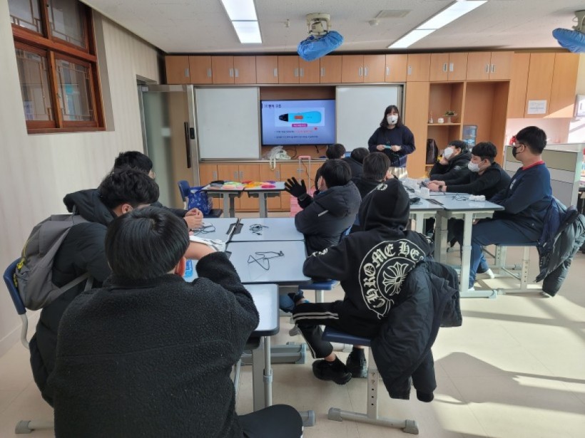 14fcda9f284edcb0cdb8a59354e41e9a_1638759