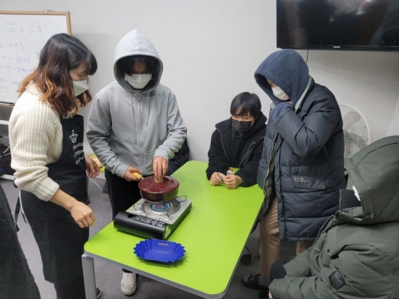 1308cf0a68aaf3e71cd2fa8be302f399_1641967