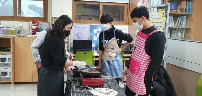 1308cf0a68aaf3e71cd2fa8be302f399_1641970