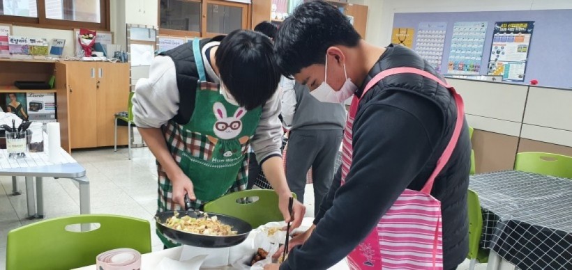 1308cf0a68aaf3e71cd2fa8be302f399_1641970