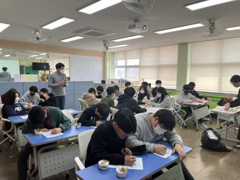 aecd39f8cc2a9cb93a46a75f7d852f30_1649643