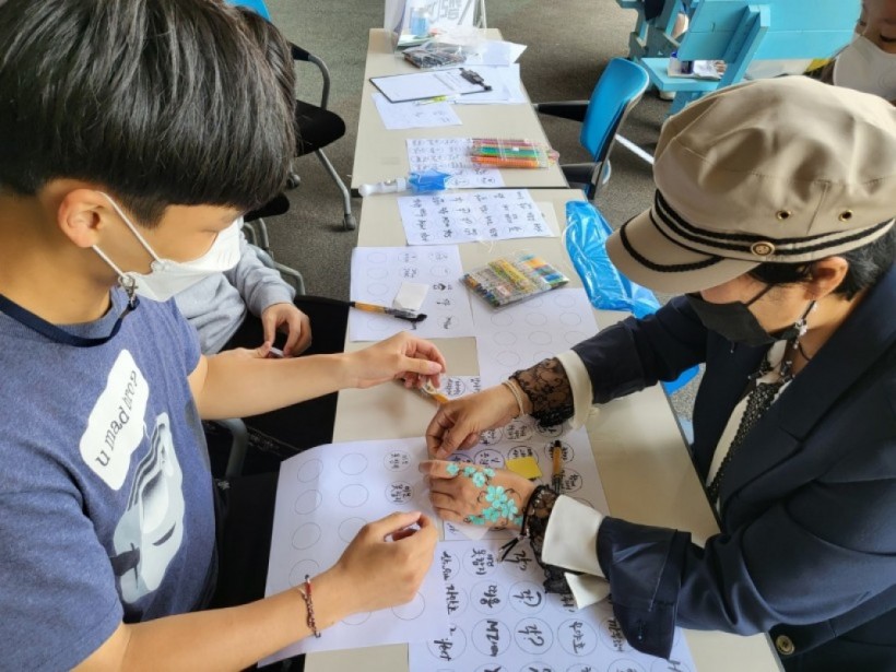 4719febd4d55fb05117ad7fe57e26e35_1653294