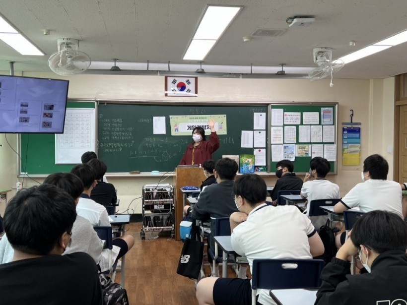 c9d7ce0bf9d054794675e6a83c4b7475_1655281