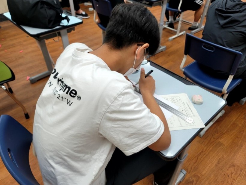 f1b5eac0a28a4d0c52a212ef094380b2_1658727