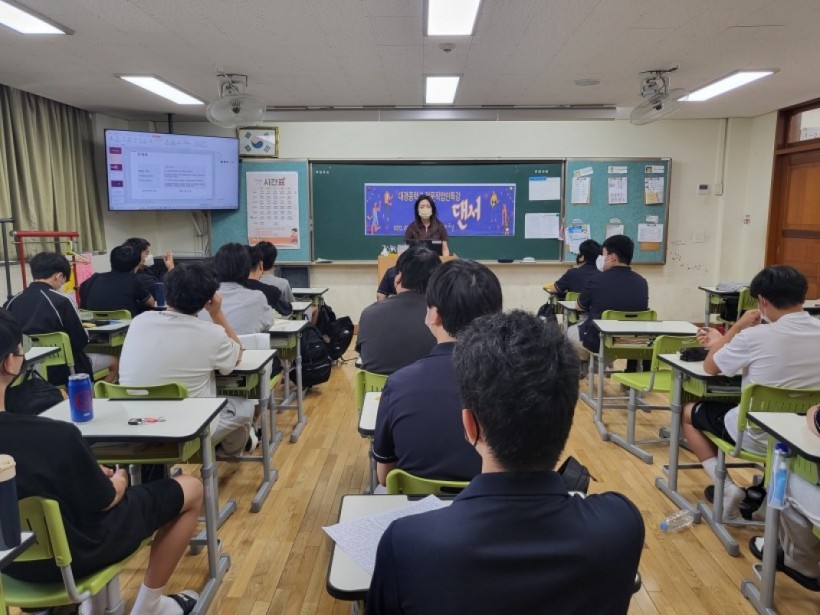 f1b5eac0a28a4d0c52a212ef094380b2_1658729