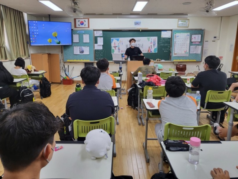 f1b5eac0a28a4d0c52a212ef094380b2_1658729