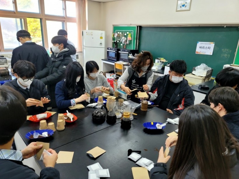 a54d48411c847ad69ea51a19218ca161_1667529