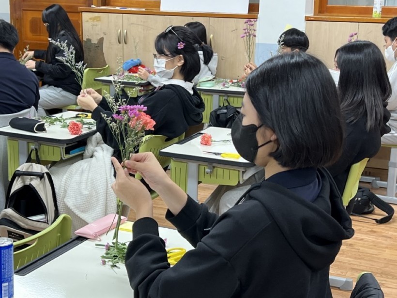 c1300dd304538f04b12e1e5d7672a5f6_1667789