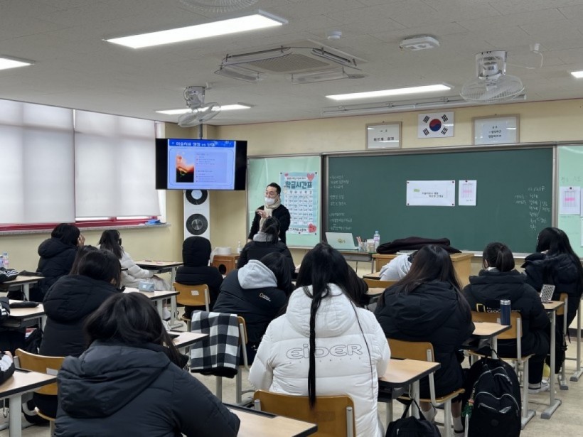 1566bb48c1bd3145a5c1bbea4adda9ac_1672363