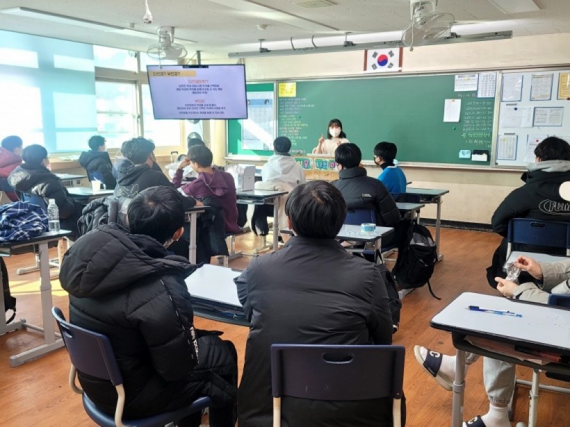 884315a33dbc45c544e6cb31ec99b976_1672908