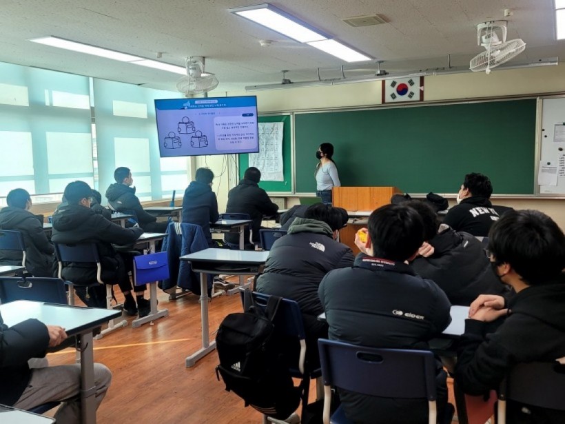 884315a33dbc45c544e6cb31ec99b976_1672908