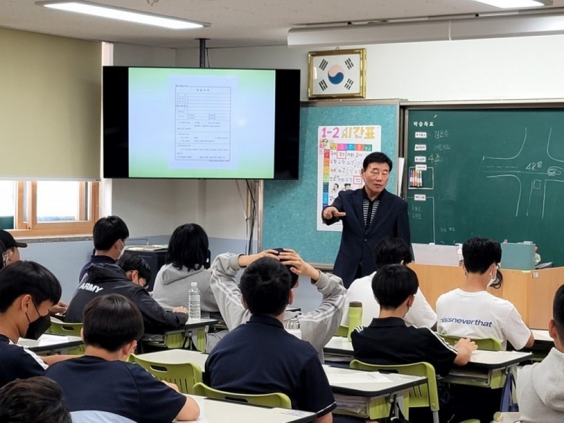 060f4b7c5af951221d2a06485426aee5_1685585