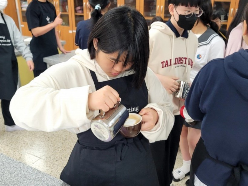 060f4b7c5af951221d2a06485426aee5_1685585