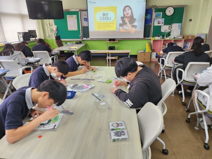 e0b9694ac8a1699d0caa88e5363d88eb_1689914