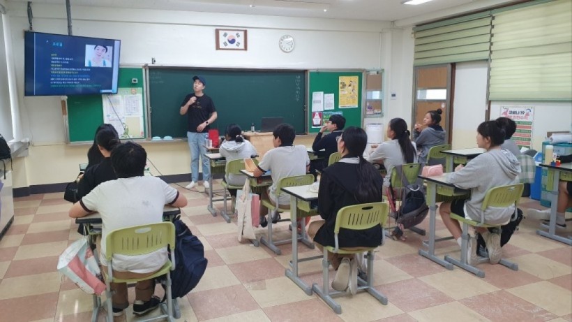 ebf9c4421ee769bce945d9dd3a36f3af_1698129