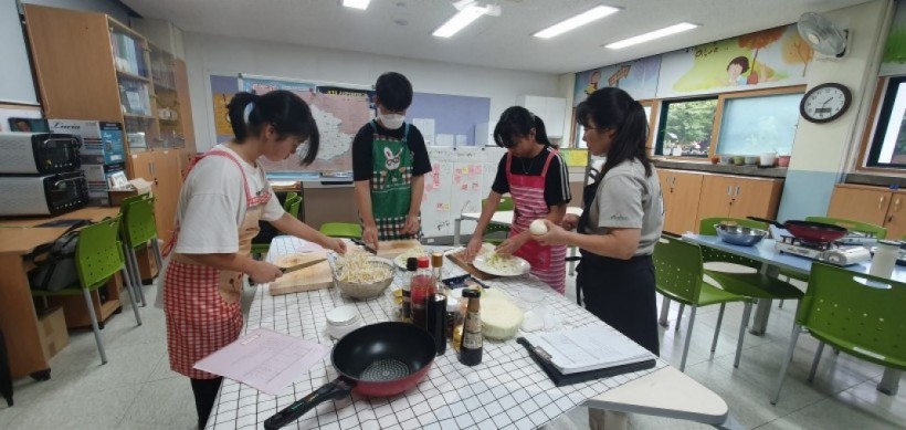 ebf9c4421ee769bce945d9dd3a36f3af_1698129