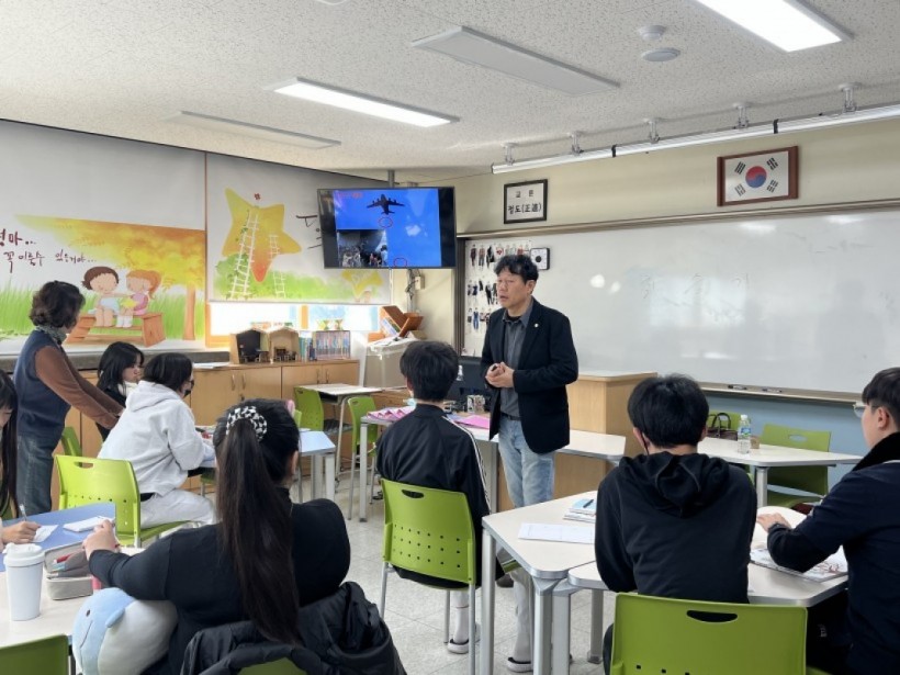 875b42e5ffe6e5098ec51a3a1a846cd2_1703206