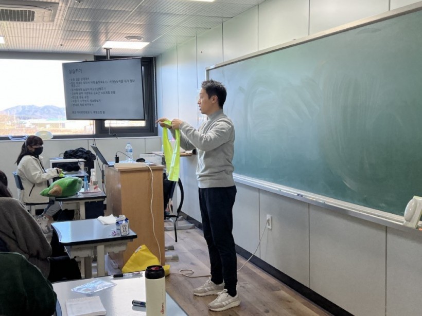 875b42e5ffe6e5098ec51a3a1a846cd2_1703210