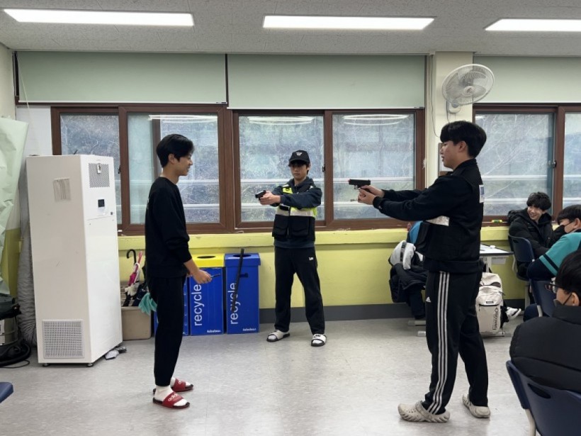 875b42e5ffe6e5098ec51a3a1a846cd2_1703218